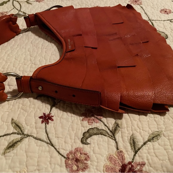 Price Firm YSL red leather St. Tropez shoulder bag 2003/2004 Tom Ford - Picture 6 of 10